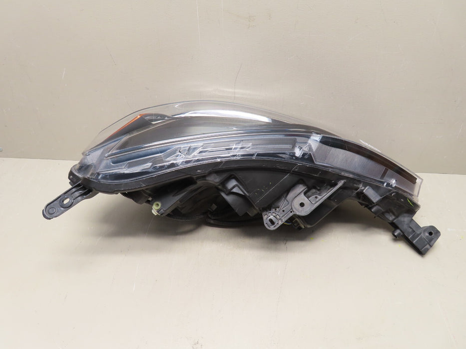 2016-2019 NISSAN SENTRA FRONT LEFT DRIVER SIDE HEADLIGHT HALOGEN OEM 204187-01