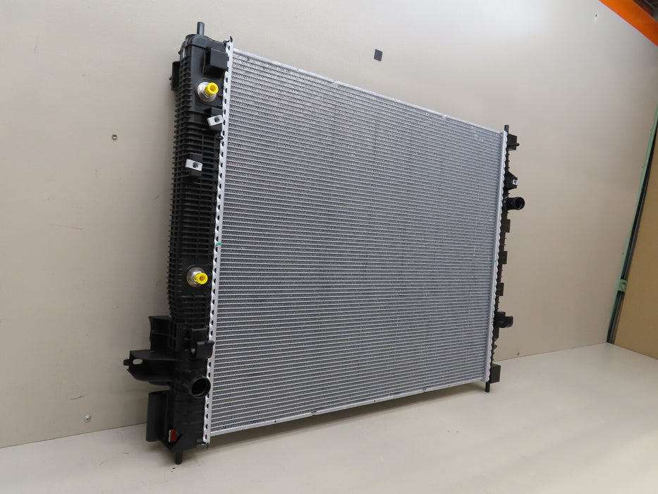 2018-2021 CHEVROLET TRAVERSE 3.6L ENGINE COOLANT RADIATOR OEM 86801855