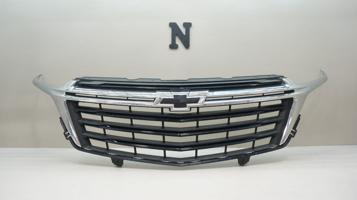 2022-2023 CHEVROLET EQUINOX FRONT BUMPER RADIATOR GRILLE OEM 84792996
