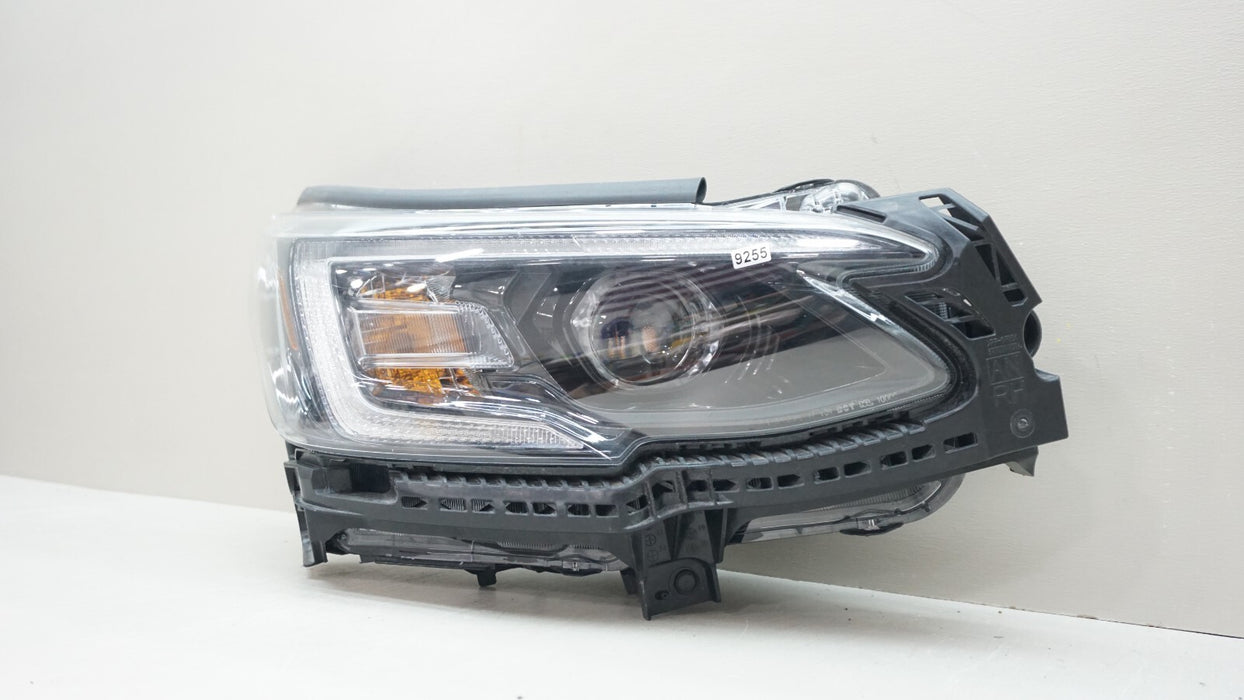 2020-2022 SUBARU LEGACY FRONT RH RIGHT PASSENGER SIDE HEADLIGHT OEM