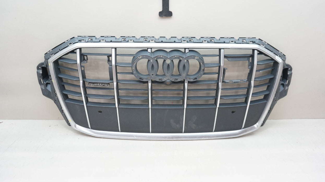 2017-2019 AUDI Q7 QUATTRO FRONT BUMPER RADIATOR GRILLE OEM  4M0853651