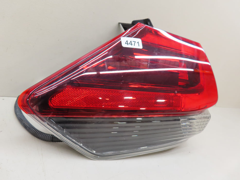 2017-2020 NISSAN ROGUE REAR LEFT DRIVER SIDE OUTER TAIL LIGHT OEM