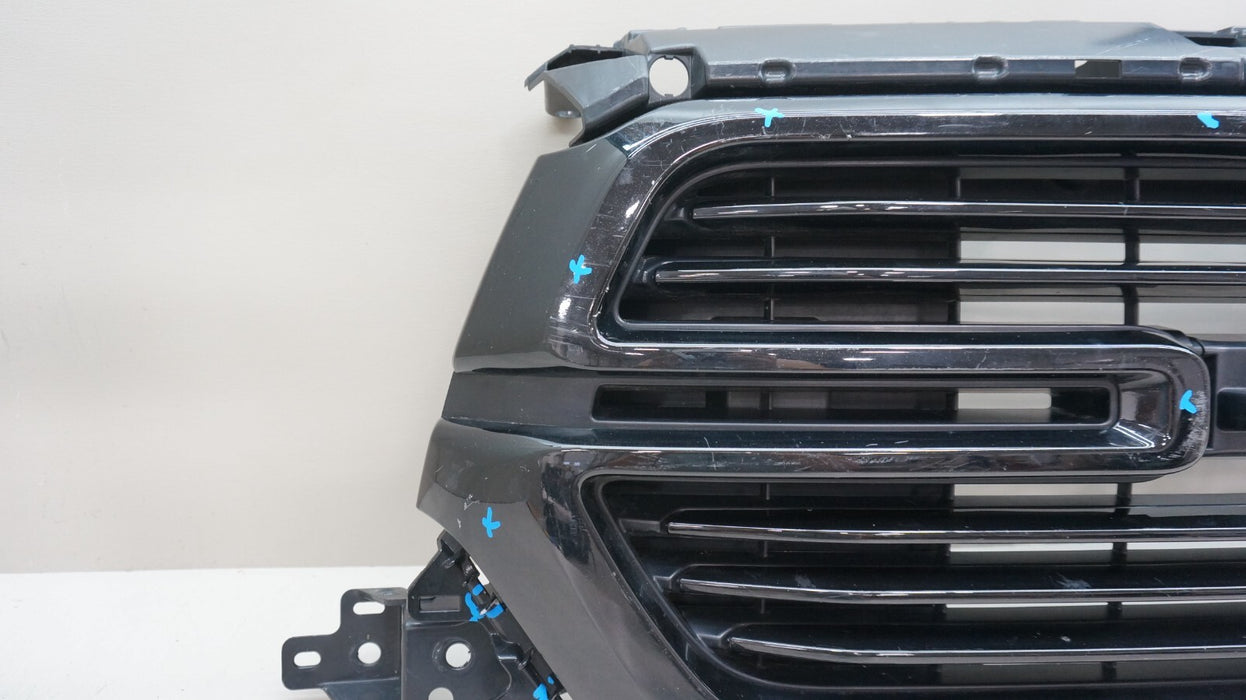 2019-2023 DODGE RAM 1500 FRONT UPPER RADIATOR GRILLE GRILL OEM 68366528A