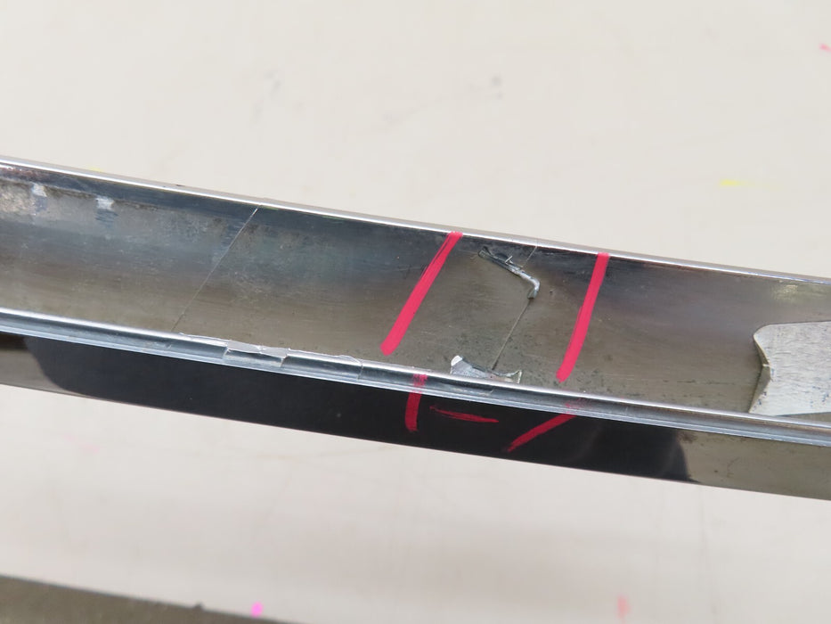 2017-2019 HONDA CR-V FRONT LEFT RADIATOR GRILLE MOLDING TRIM OEM 71173-TLA-A000