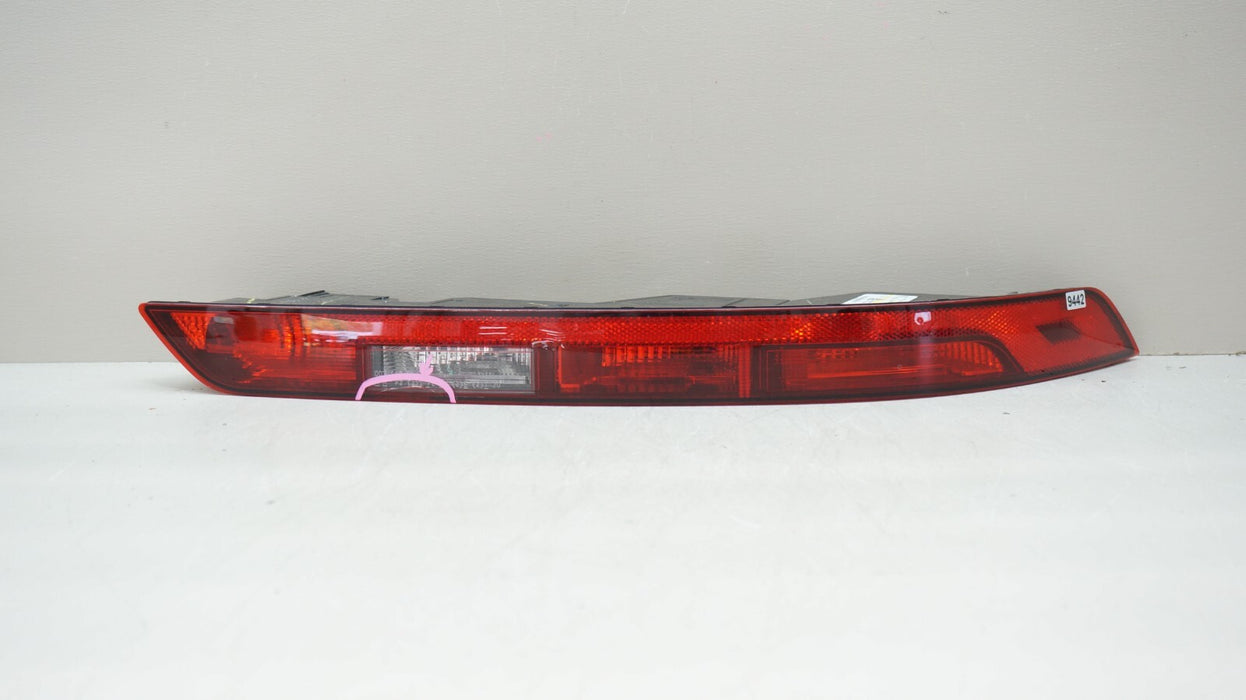 2018-2020 AUDI Q5 SQ5 REAR RIGHT PASSENGER SIDE BUMPER REFLECTOR OEM 80A945070E