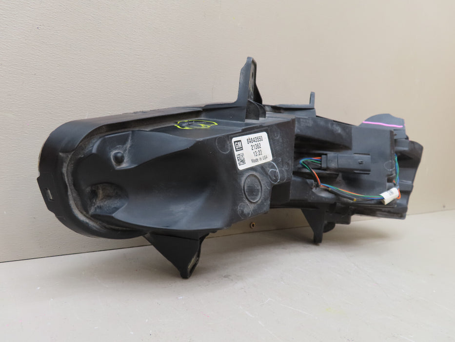 2019-2023 CHEVROLET MALIBU FOG LIGHT RIGHT PASSENGER SIDE OEM 84843550