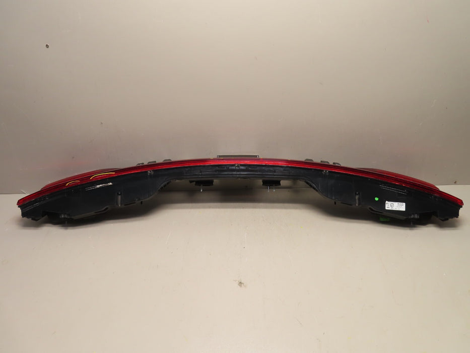 2019 2020 2021 AUDI Q8 RS Q8 CENTER BRAKE TAIL LIGHT LED OEM