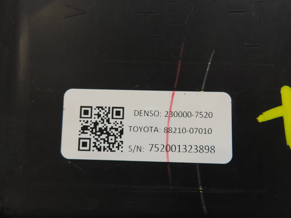 2017 2018 TOYOTA COROLLA FRONT BUMPER COVER OEM 52119-02L40