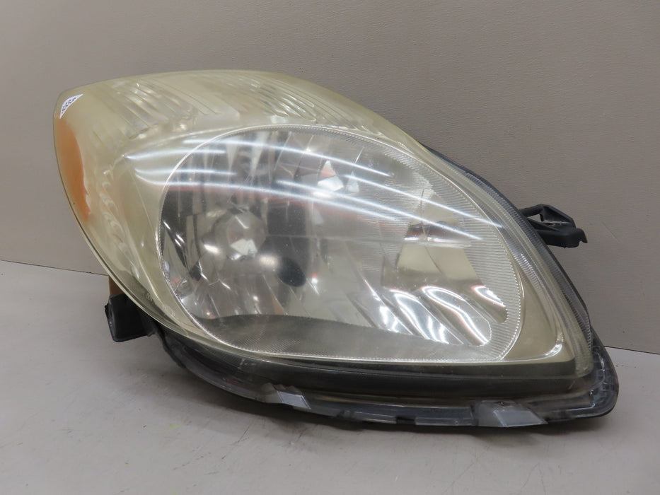 2006-2008 TOYOTA YARIS FRONT RIGHT PASSENGER SIDE HEADLIGHT OEM 9333