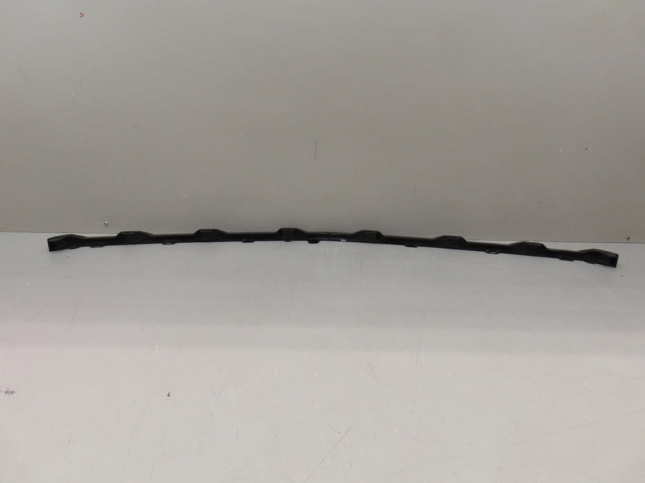 2022 2023 CHEVROLET SILVERADO 1500 FRONT GRILLE LOWER TRIM PIECE 05 OEM