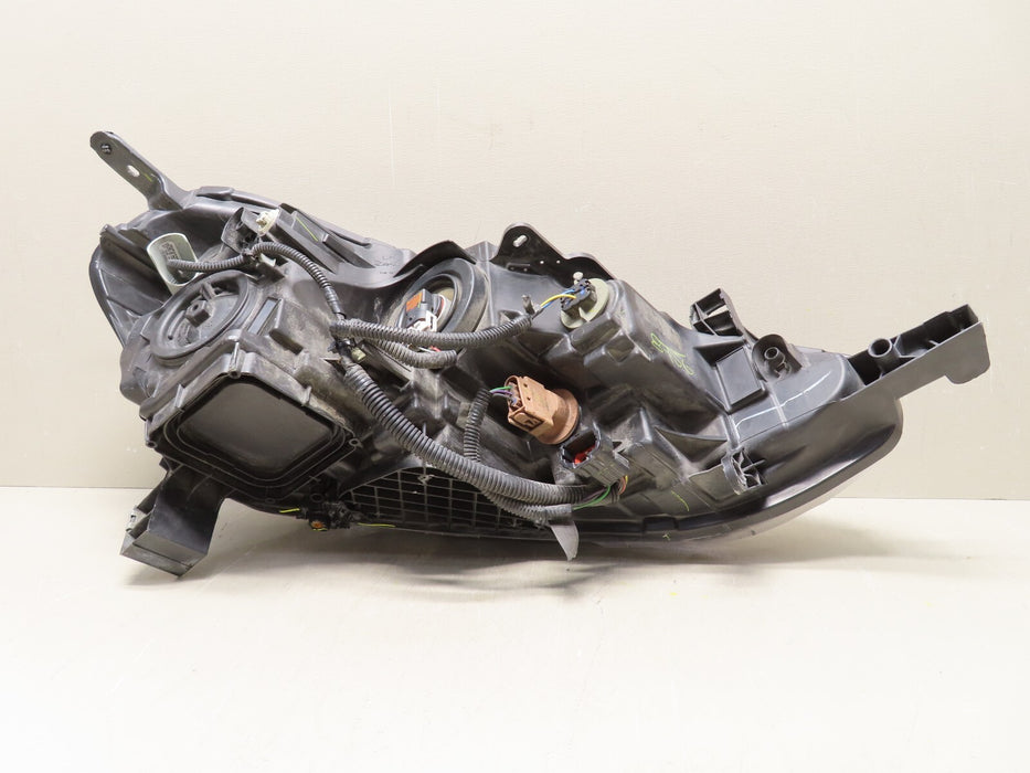 2016-2019 NISSAN SENTRA FRONT LEFT DRIVER SIDE HEADLIGHT HALOGEN OEM 204187-01