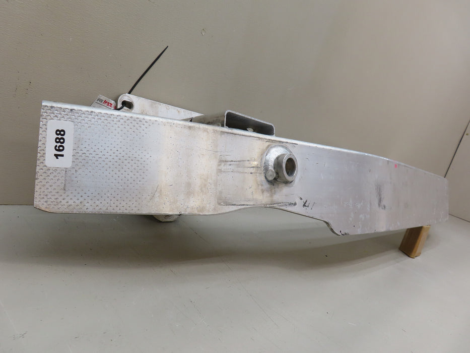 2014-2018 JEEP CHEROKEE REAR REINFORCEMENT IMPACT BAR OEM