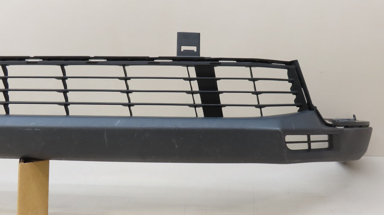 2017-2019 TOYOTA HIGHLANDER FRONT LOWER BUMPER COVER VALANCE OEM