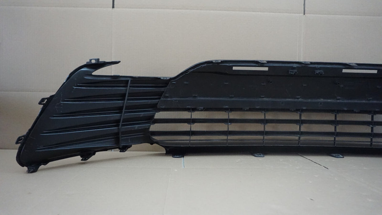 2021-2022 TOYOTA CAMRY FRONT BUMPER CENTER GRILLE GRILL TRIM BLACK OEM 21 22