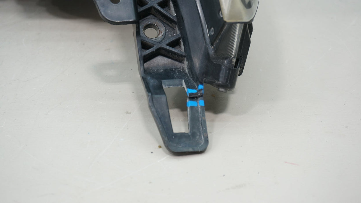 2010-2016 CADILLAC SRX FRONT RIGHT PASSENGER SIDE HALOGEN HEADLIGHT OEM