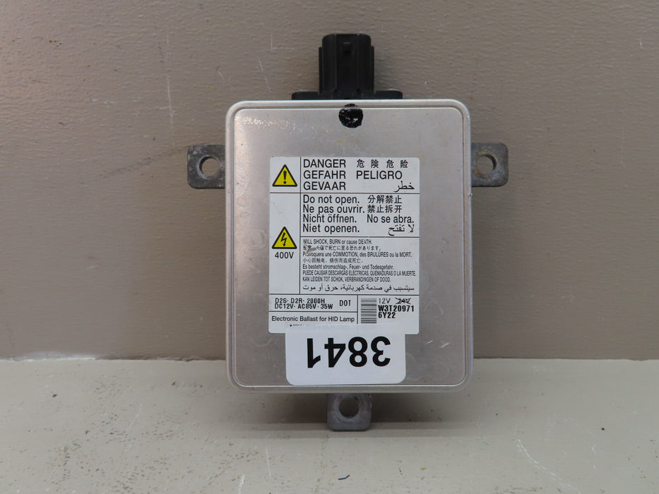 2014 2015 MITSUBISHI OUTLANDER FRONT HEADLIGHT XENON HID BALLAST OEM MODULE