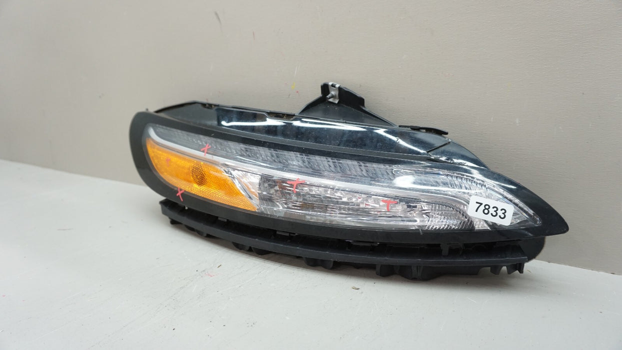 2014-2018 JEEP CHEROKEE FRONT RIGHT DAYTIME RUNNING LIGHT DRL OEM