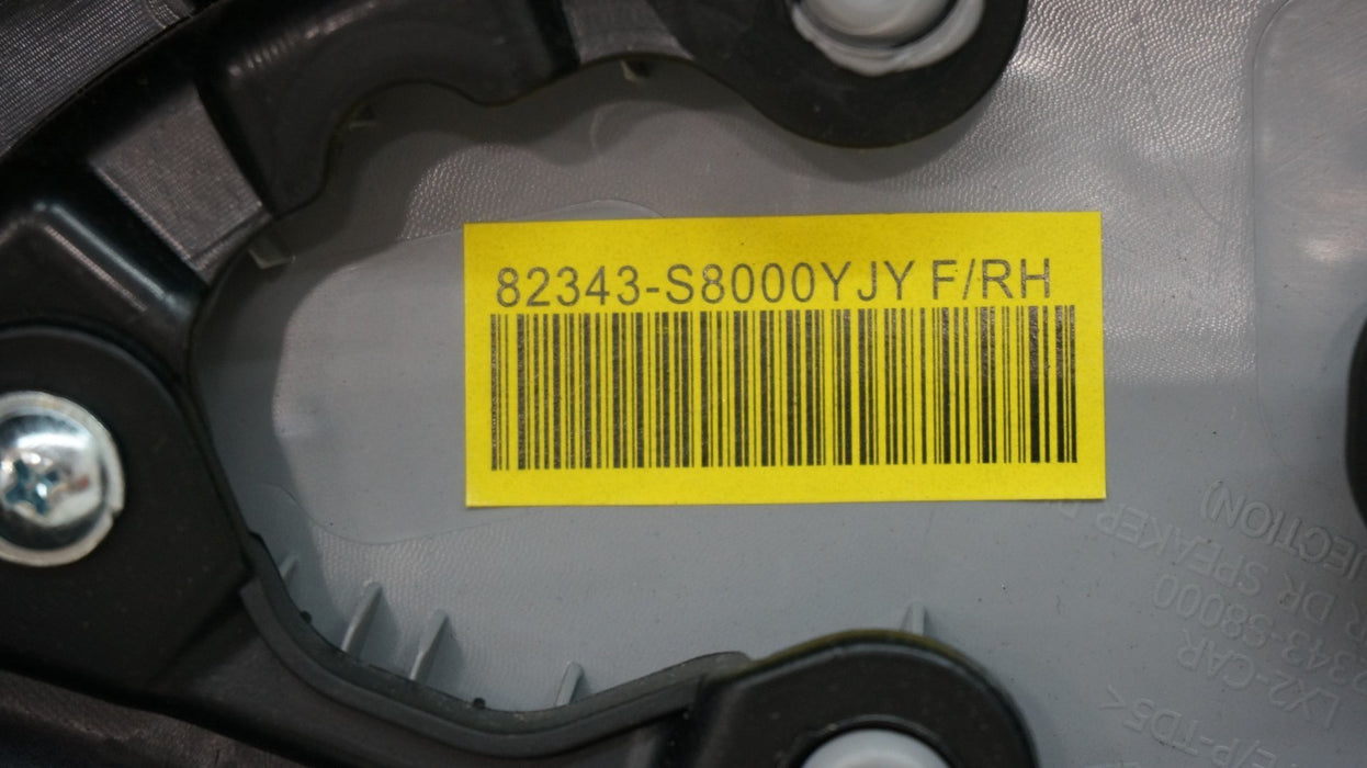 2020-2022 HYUNDAI PALISADE FRONT RIGHT INTERIOR DOOR PANEL OEM 82343-S8000YJY