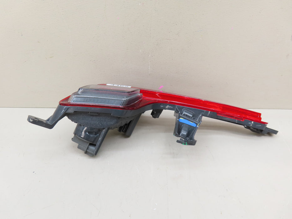 2021-2023 KIA SORENTO REAR LEFT DRIVER BACKUP TAIL LIGHT OEM 92405-P2000