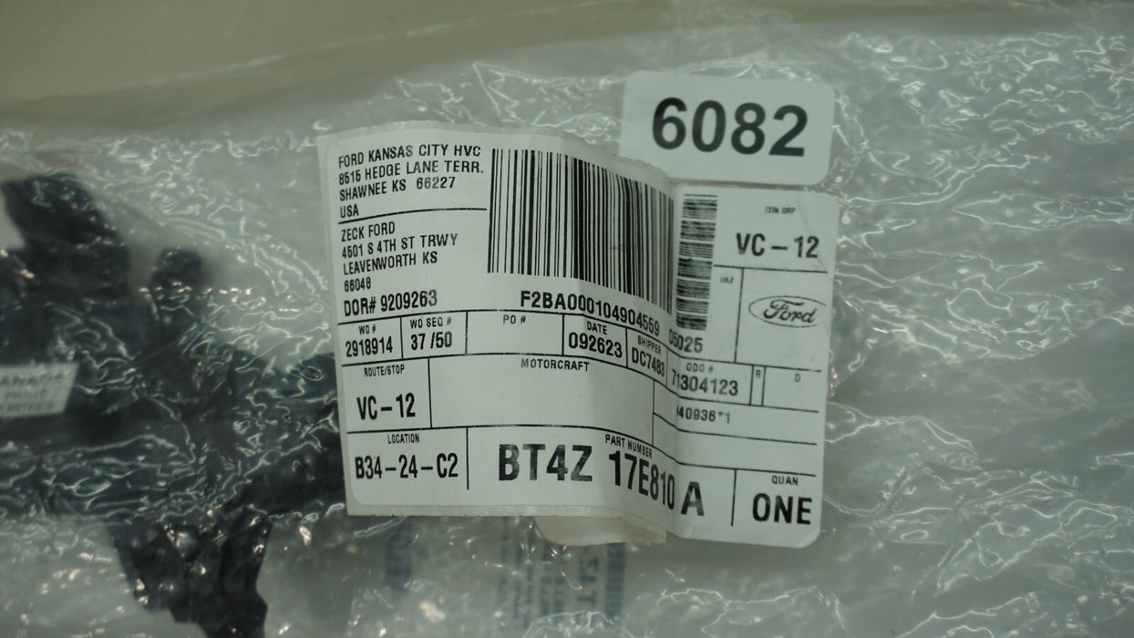 2011-2014 FORD EDGE FRONT LEFT DRIVERS SIDE FOG LIGHT HOLE COVER OEM BT4Z17E810A