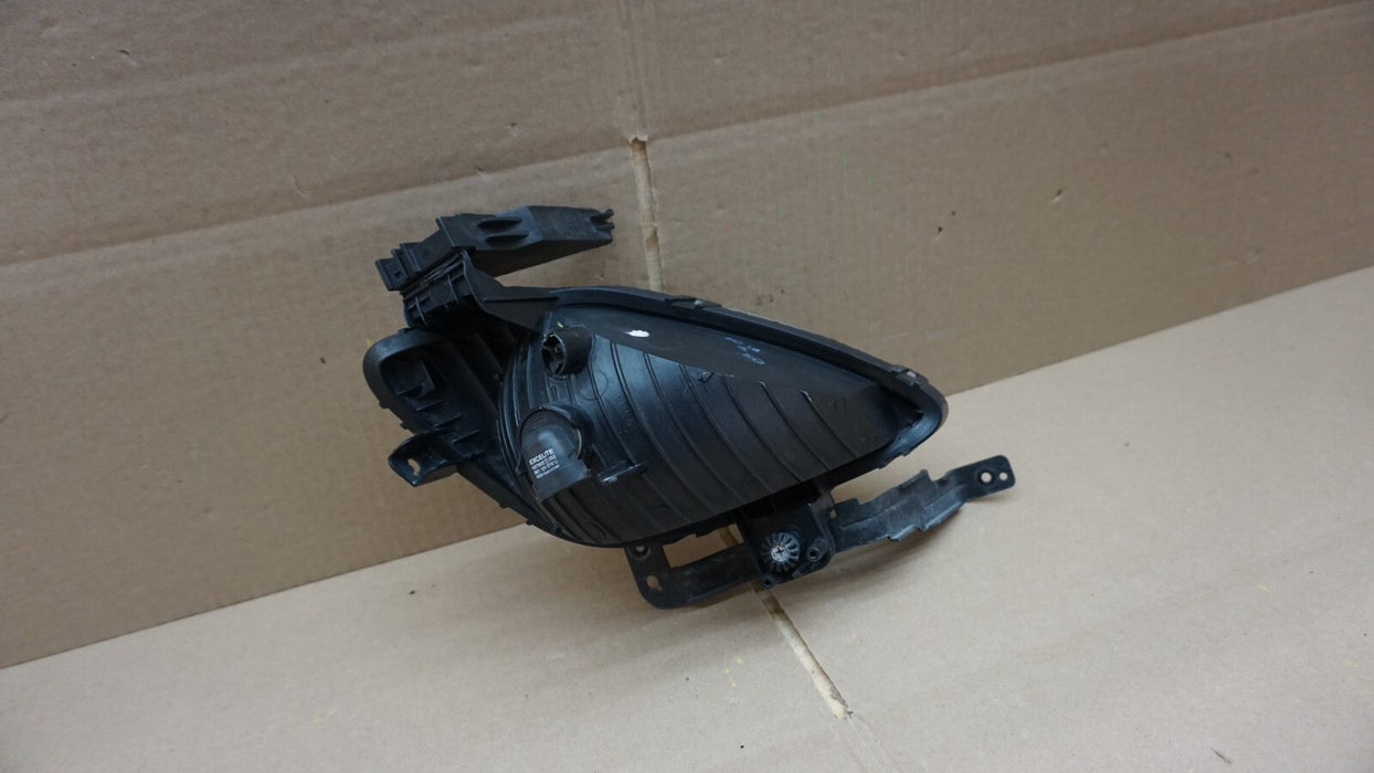 2011-2013 HYUNDAI ELANTRA FRONT LEFT DRIVERS FOG LIGHT HALOGEN OEM 92201-3X000