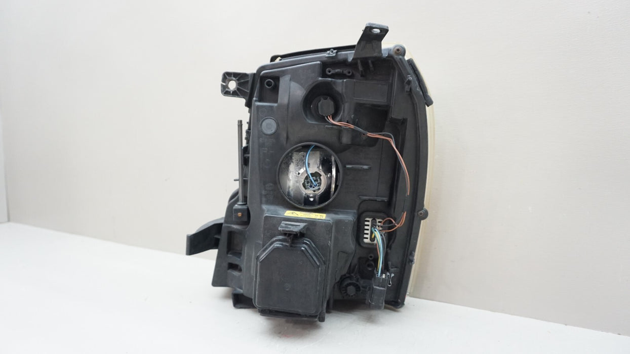 2009-2014 CADILLAC ESCALADE FRONT RIGHT SIDE HALOGEN HEADLIGHT LAMP OEM