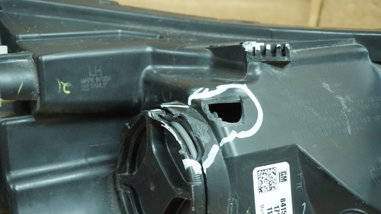 2016-2018 CHEVROLET CRUZE FRONT LEFT DRIVER SIDE HALOGEN HEADLIGHT HEADLAMP OEM