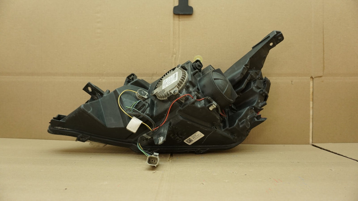 2015-2018 CHEVROLET IMPALA FRONT RIGHT PASSENGER SIDE HEADLIGHT HALOGEN OEM