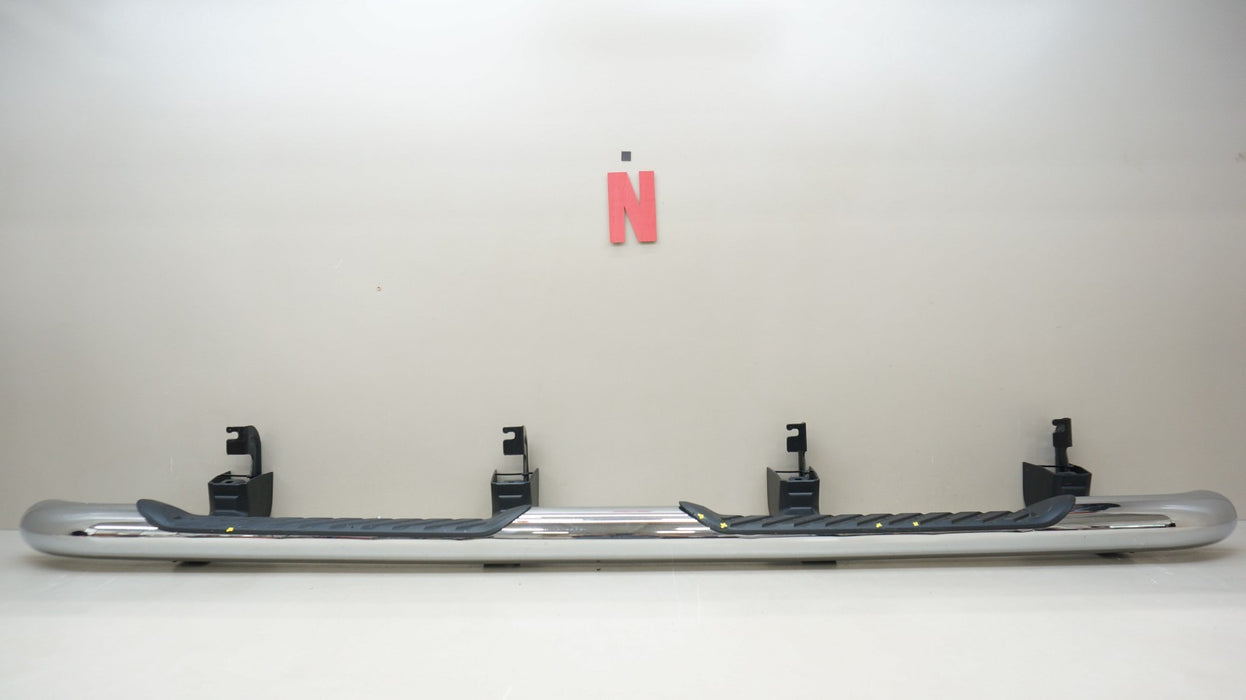 2014-2018 CHEVROLET SILVERADO GMC SIERRA 1500 RIGHT RUNNING BOARD OEM