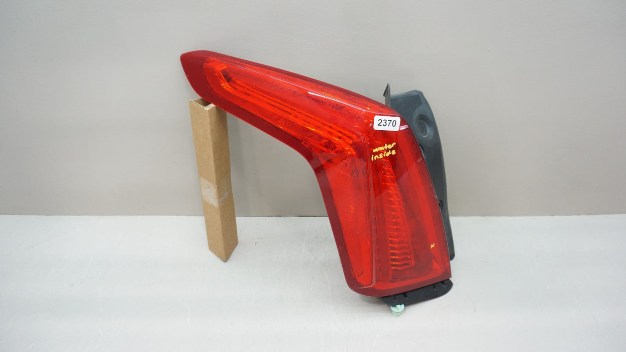 2017-2019 CADILLAC XT5 REAR LEF T DRIVERS SIDE TAIL LIGHT OEM
