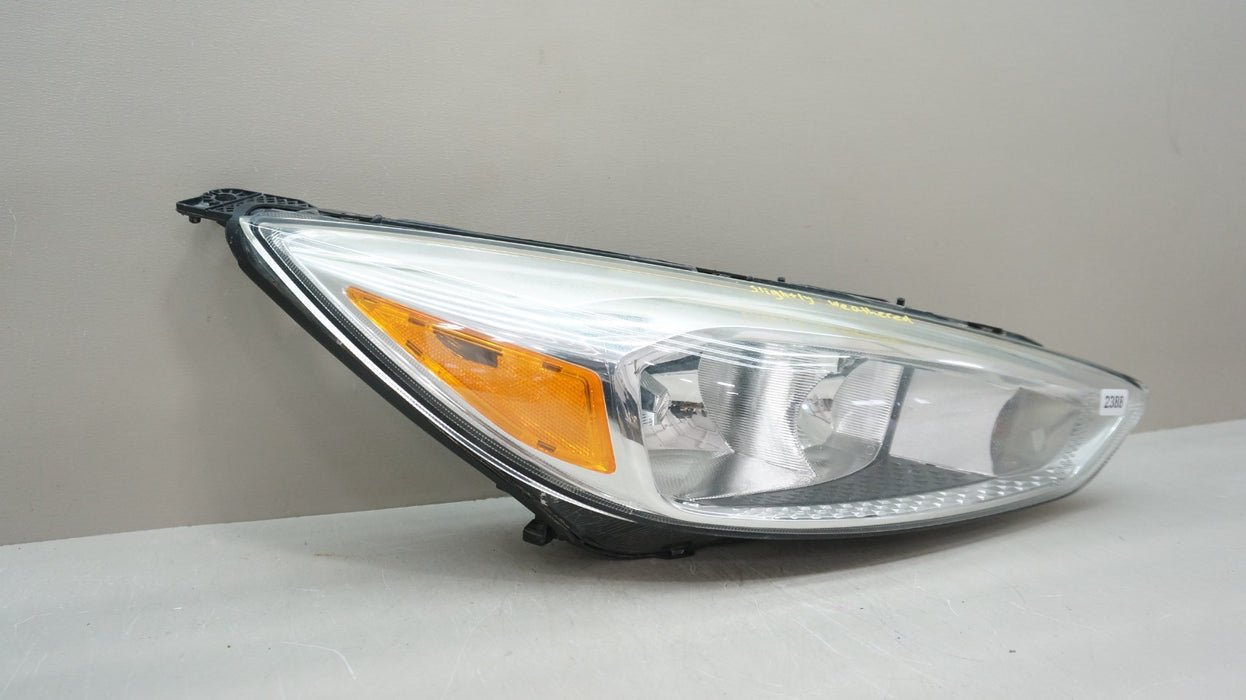 2015-2018 FORD FOCUS FRONT RIGHT SIDE HALOGEN HEADLIGHT OEM F1EB-13W029