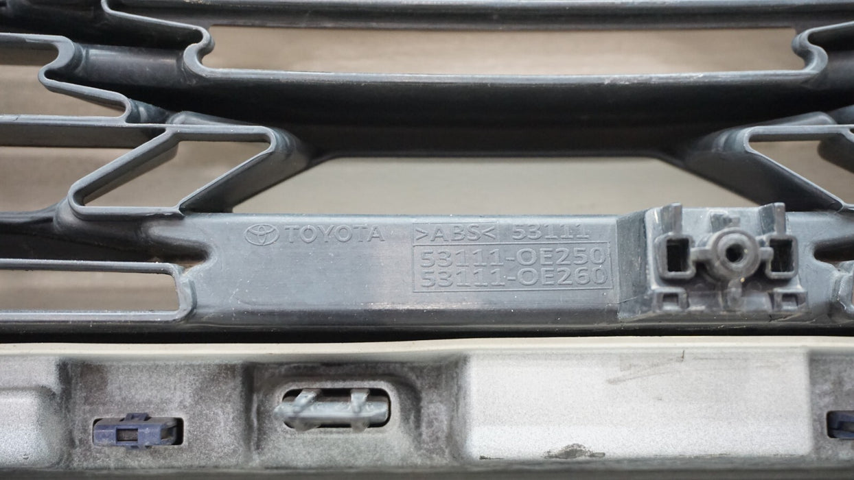 2020-2021 TOYOTA HIGHLANDER FRONT BUMPER COVER PANEL W GRILLE OEM