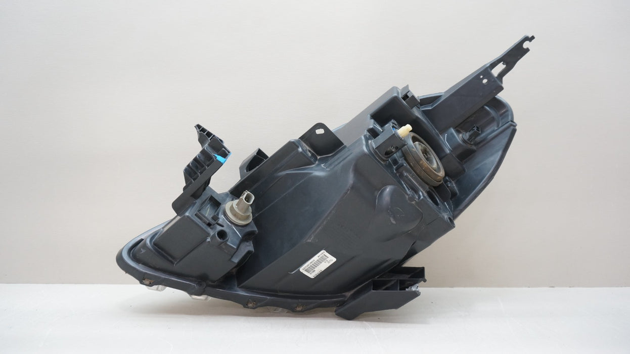 2012-2014 NISSAN VERSA FRONT RIGHT PASSENGER SIDE HALOGEN HEADLIGHT OEM