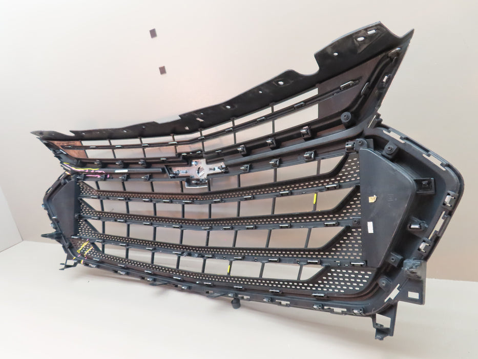 2018 2019 2020 2021 CHEVROLET TRAVERSE FRONT RADIATOR GRILLE GRILL OEM