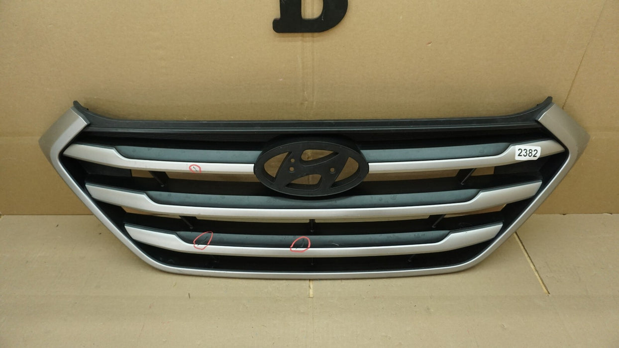 2016-2018 HYUNDAI TUCSON FRONT BUMPER UPPER GRILL GRILLE OEM 86351-D3000