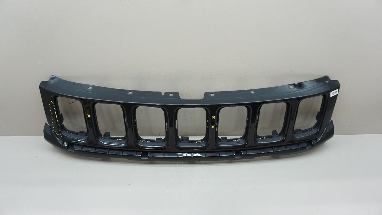 2017-2021 JEEP COMPASS FRONT MAIN GRILLE OEM 5UP86TRMAB 17 18 19 20 21