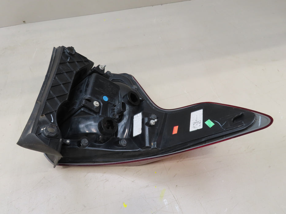 2016-2019 FORD EXPLORER SPORT RIGHT RH LED TAIL LIGHT LAMP OEM