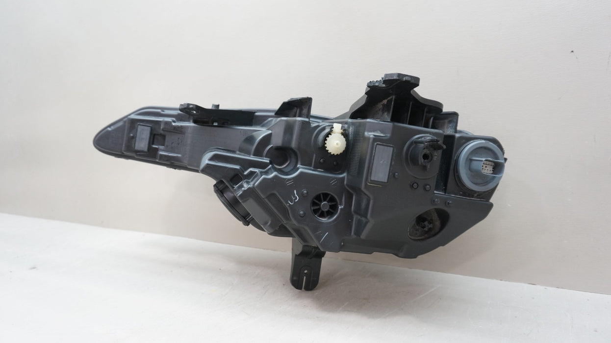 2019-2024 CHEVROLET SAMARO SS FRONT RIGHT SIDE LED HEADLIGHT OEM