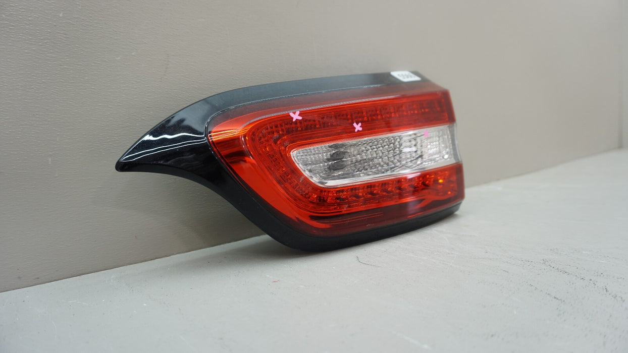 2014-2018 JEEP CHEROKEE RIGHT PASSENGER SIDE INNER TAIL LIGHT OEM 15 16 14