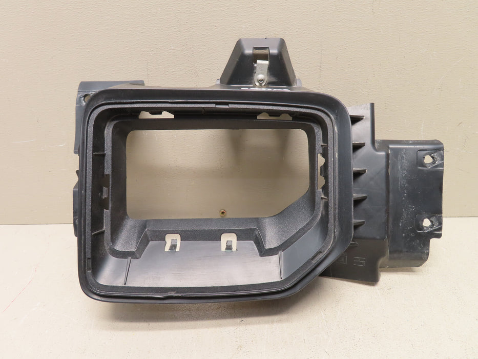 2020-2022 GMC SIERRA 2500/3500 HD FRONT DRIVERS SIDE FOG LIGHT COVER 84683442