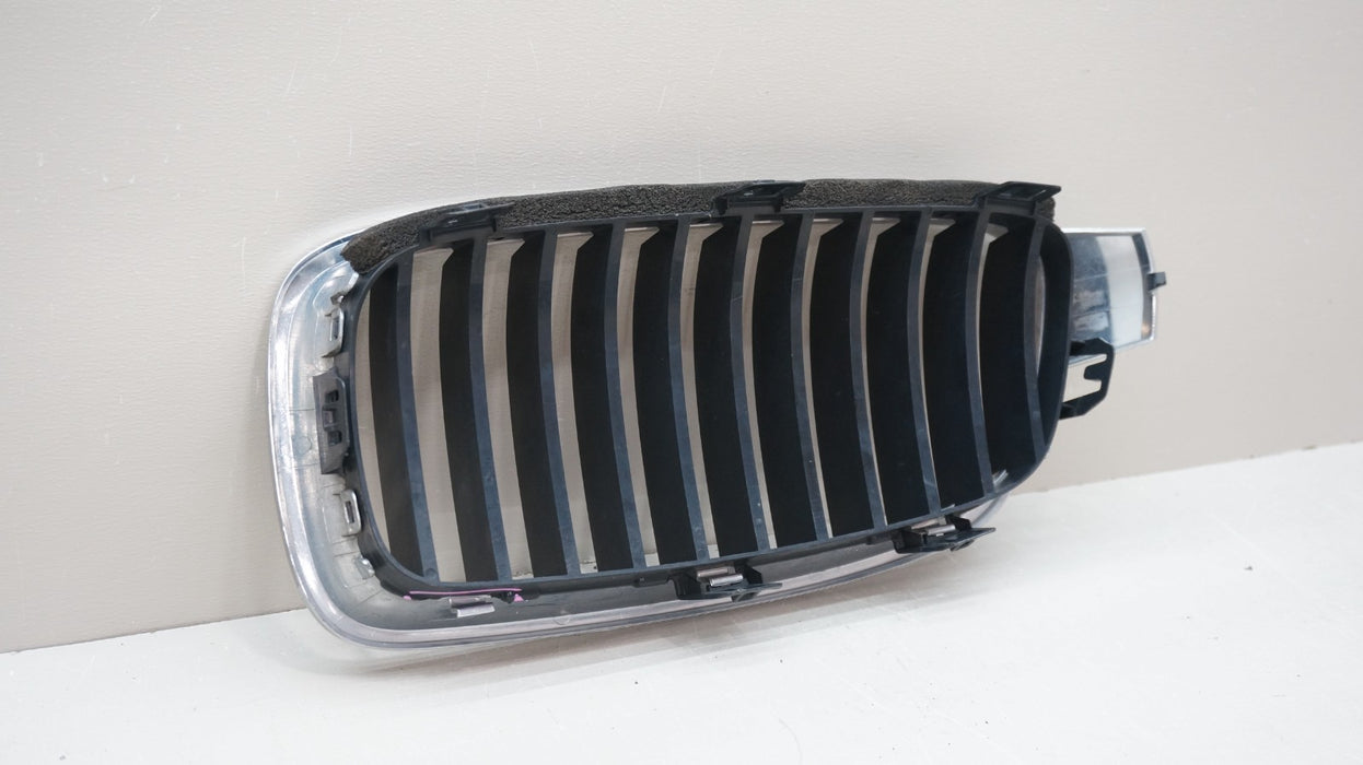 2012-2018 BMW 3 SERIES F30 330I 328I 335I FRONT RIGHT KIDNEY GRILLE OEM 7295436