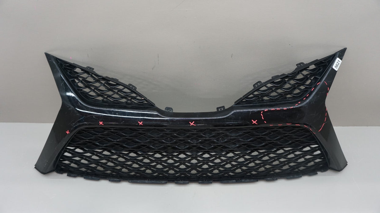2018-2020 TOYOTA CAMRY FRONT LOWER BUMPER GRILLE 53113-06130 OEM 18 19 20