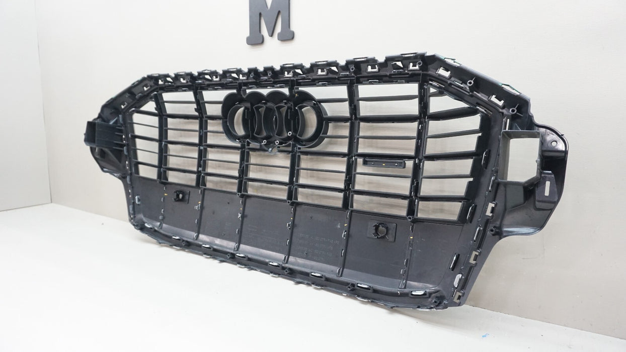 2017-2019 AUDI Q7 QUATTRO FRONT BUMPER UPPER GRILLE 4M0853651 OEM