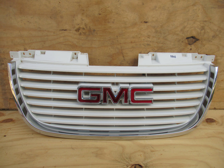 07 08 09 10 11 12 13 14 GMC Yukon FRONT GRILLE GRILL OEM