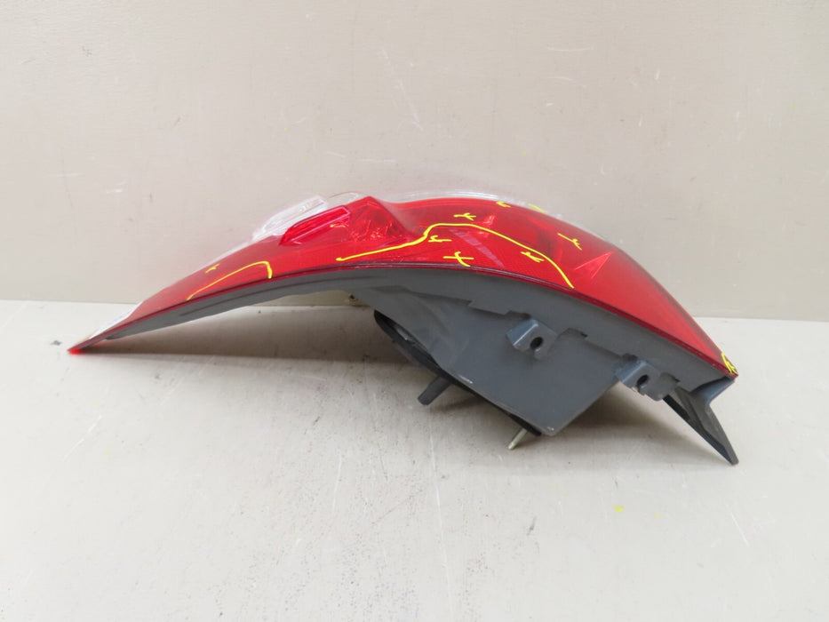 2014-2016 TOYOTA COROLLA REAR LEFT DRIVER SIDE OUTER TAIL LIGHT BRAKE LAMP OEM