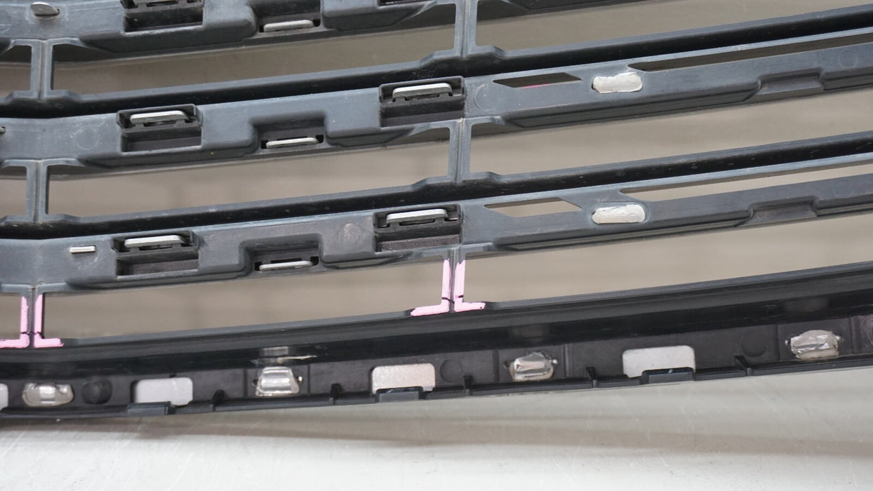 2015-2020 CHEVROLET TAHOE FRONT BUMPER RADIATOR GRILLE GRILL 22936489 OEM