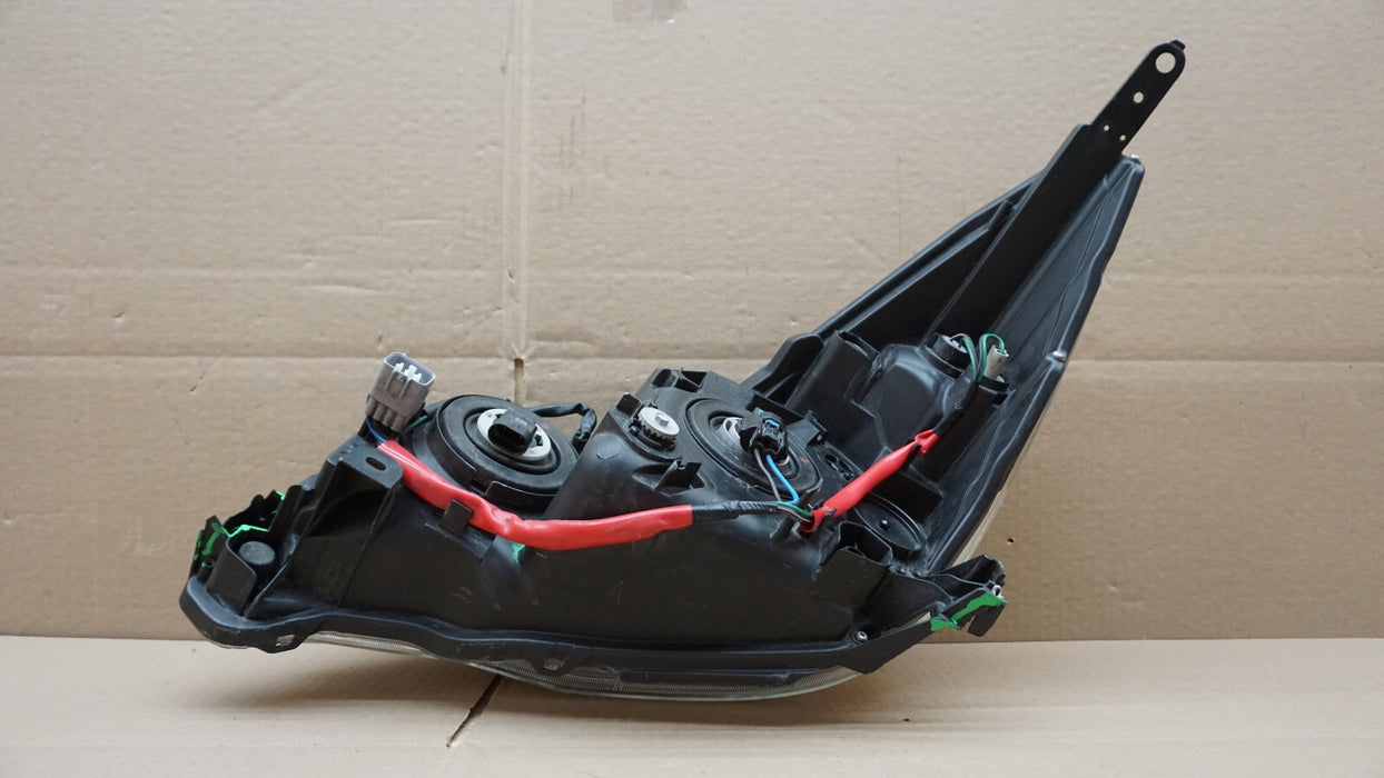2014-2016 SUBARU FORESTER FRONT RIGHT PASSENGER SIDE HEADLIGHT HALOGEN OEM
