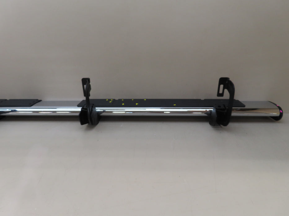 2007-2014 CHEVROLET/GMC SILVERADO-SIERRA 1500-3500 LEFT RUNNING BOARD OEM
