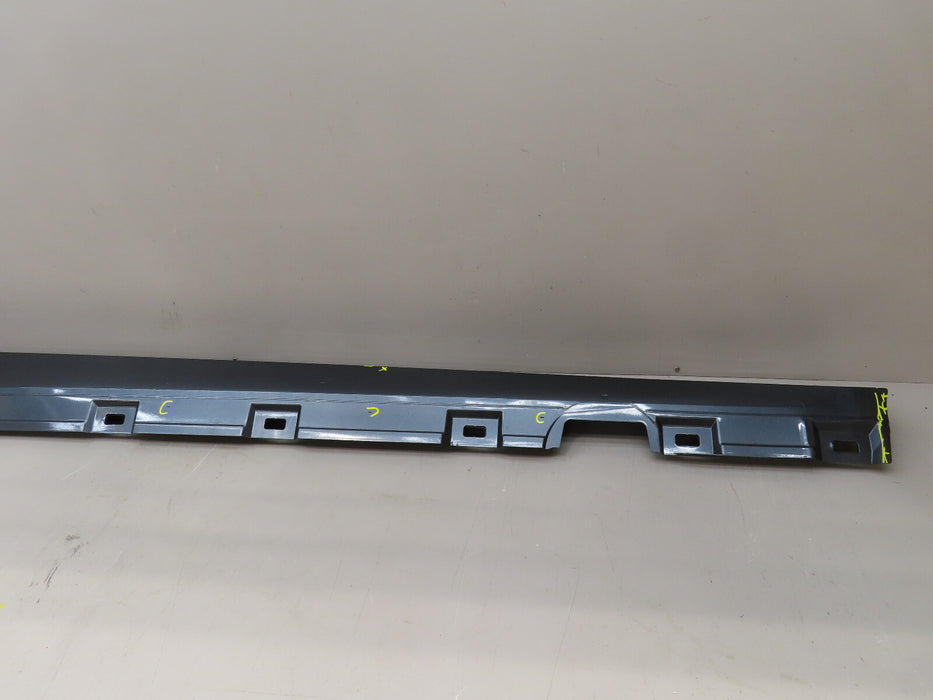 2018 - 2020 AUDI A5 SPORTBACK RIGHT SIDE SKIRT ROCKER PANEL MOLDING OEM 8w885386