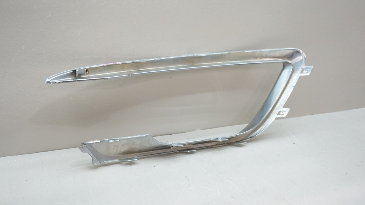 2017-2020 LINCOLN MKZ FRONT RIGHT PASSENGER SIDE BUMPER CHROME TRIM OEM